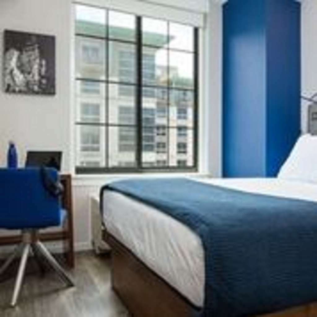 Hotel Motto By Hilton Dc Center 3*